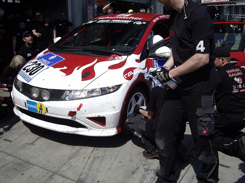 Nürburgring 24h-Rennen bei MATHOL-Racing